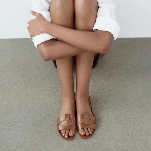 Zara Flat Crossed Brown Leather Sandals Slip On Open Toe Flats Boho Resortwear - Picture 2 of 11